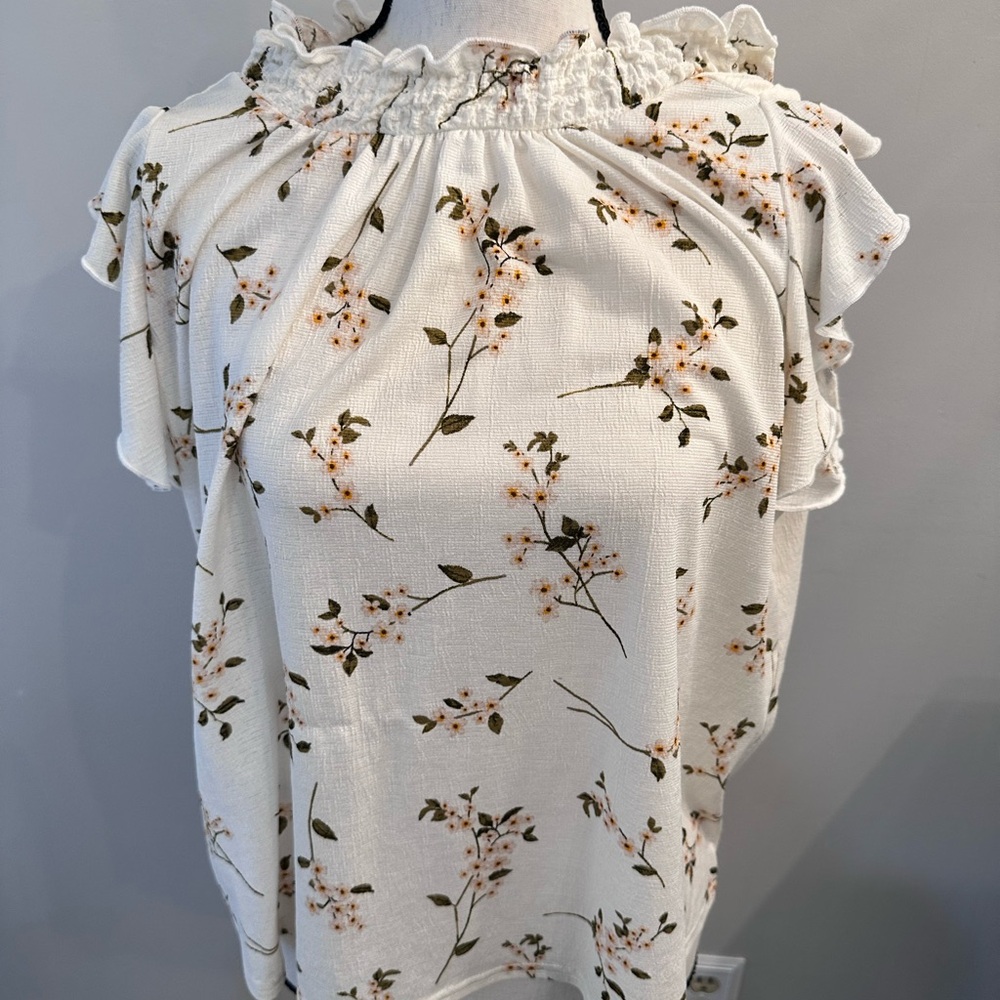 MELLODAY Cream Ruffled Smocked Blouse